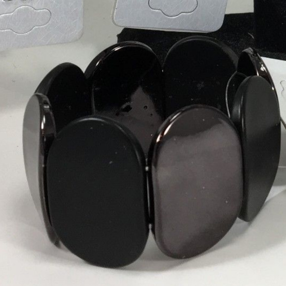 2pc NEW Frosted & Shiny Oval Bead Stretch Bracelet - Picture 3 of 4